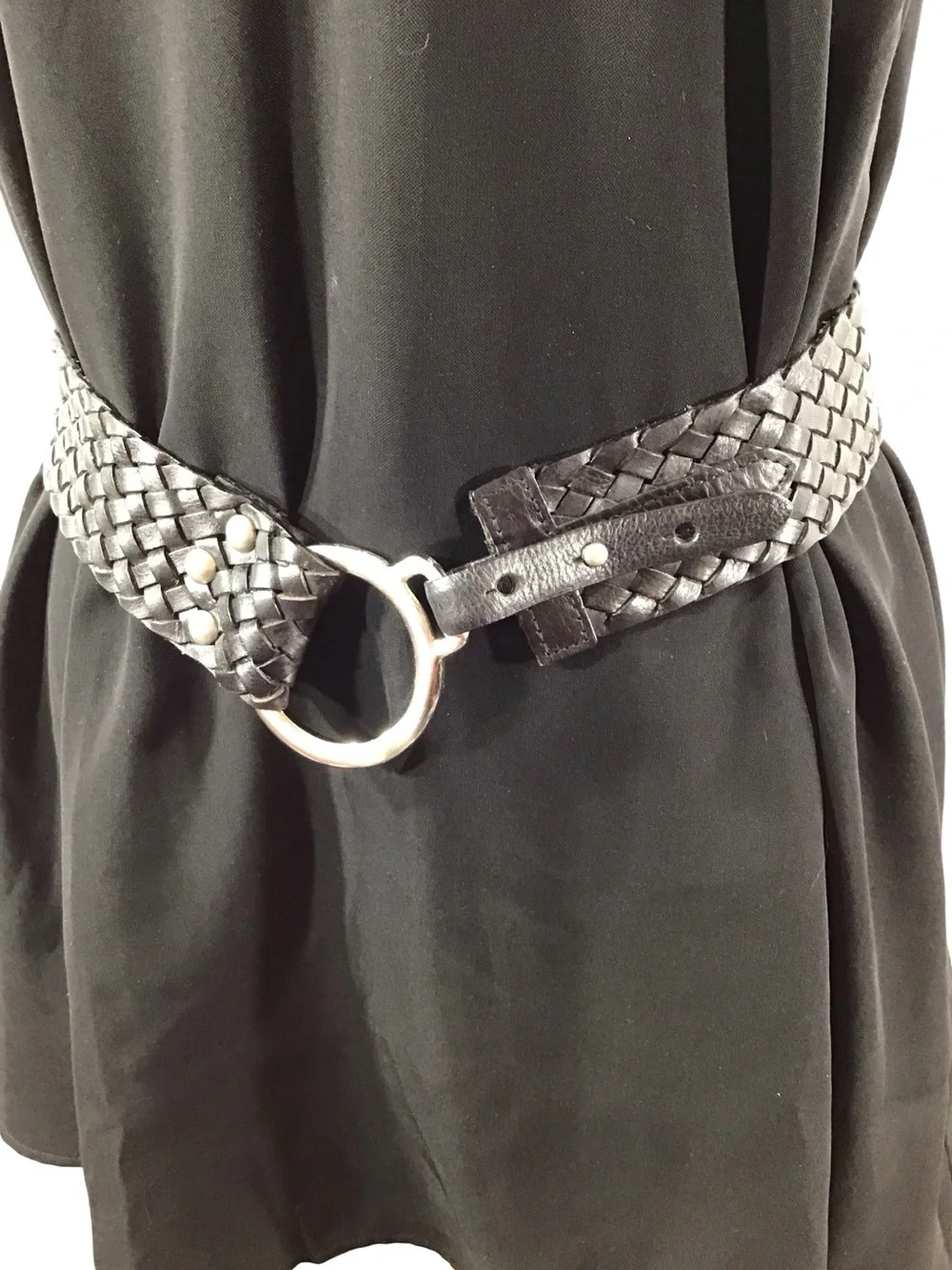 Vintage Y2K wide black leather woven hip belt silver ring buckle
